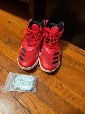 Men’s Adidas sneakers 9